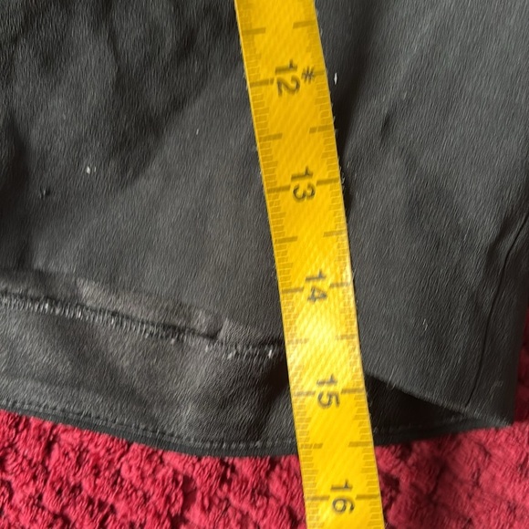 Wilfred Black High Waist Pleated Shorts - Picture 9 of 11